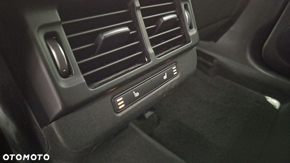 Land Rover Range Rover Evoque 2.0 P200 mHEV R-Dynamic SE - 23