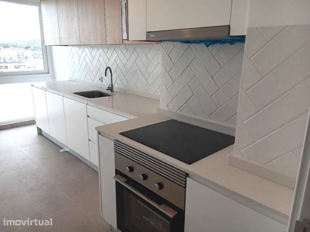 Apartamento T2 em Alfornelos - Grande imagem: 4/17
