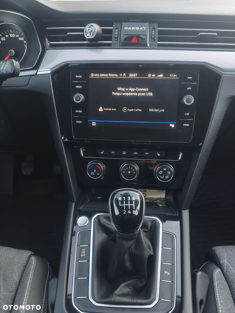 Volkswagen Passat Variant 1.5 TSI EVO Comfortline - 21