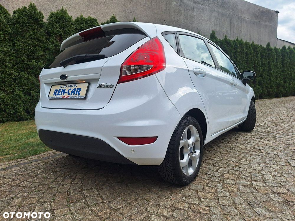 Ford Fiesta - 36