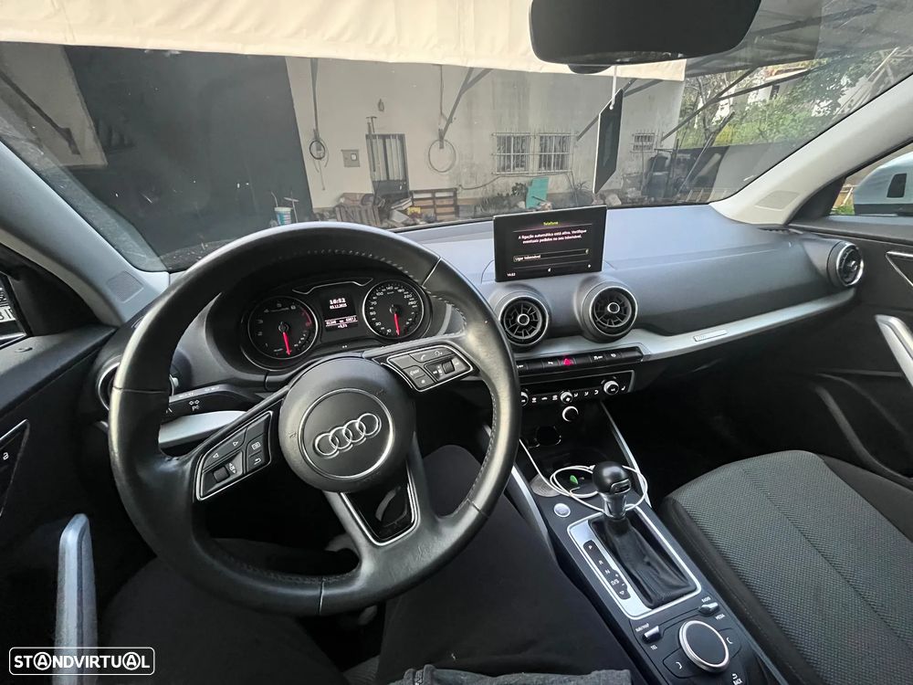 Audi Q2 35 TFSI S tronic design - 8