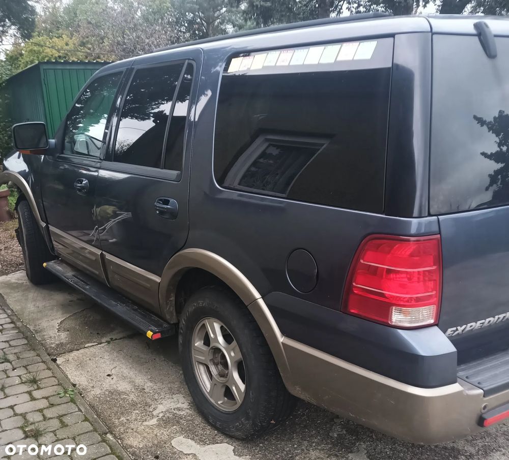 Ford Expedition 5.4 XLT 4WD - 6