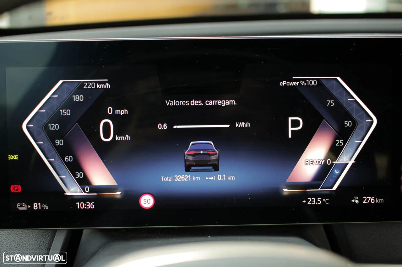 BMW iX xDrive 40 - 16