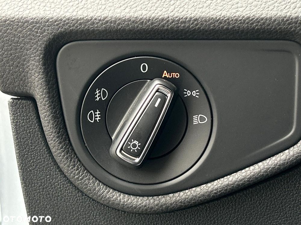 Volkswagen Touran 1.5 TSI EVO Highline DSG - 22