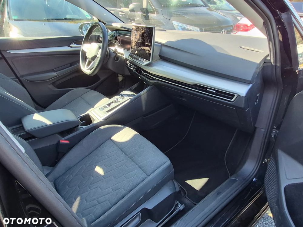 Volkswagen Golf - 14