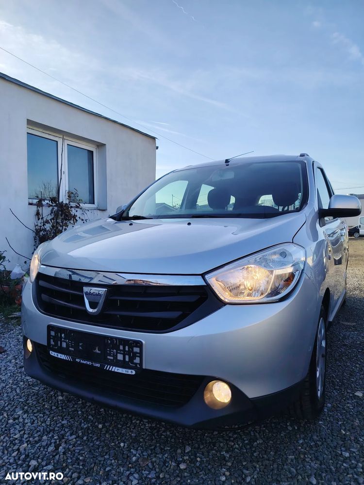 Dacia Lodgy TCe 115 Stepway - 1