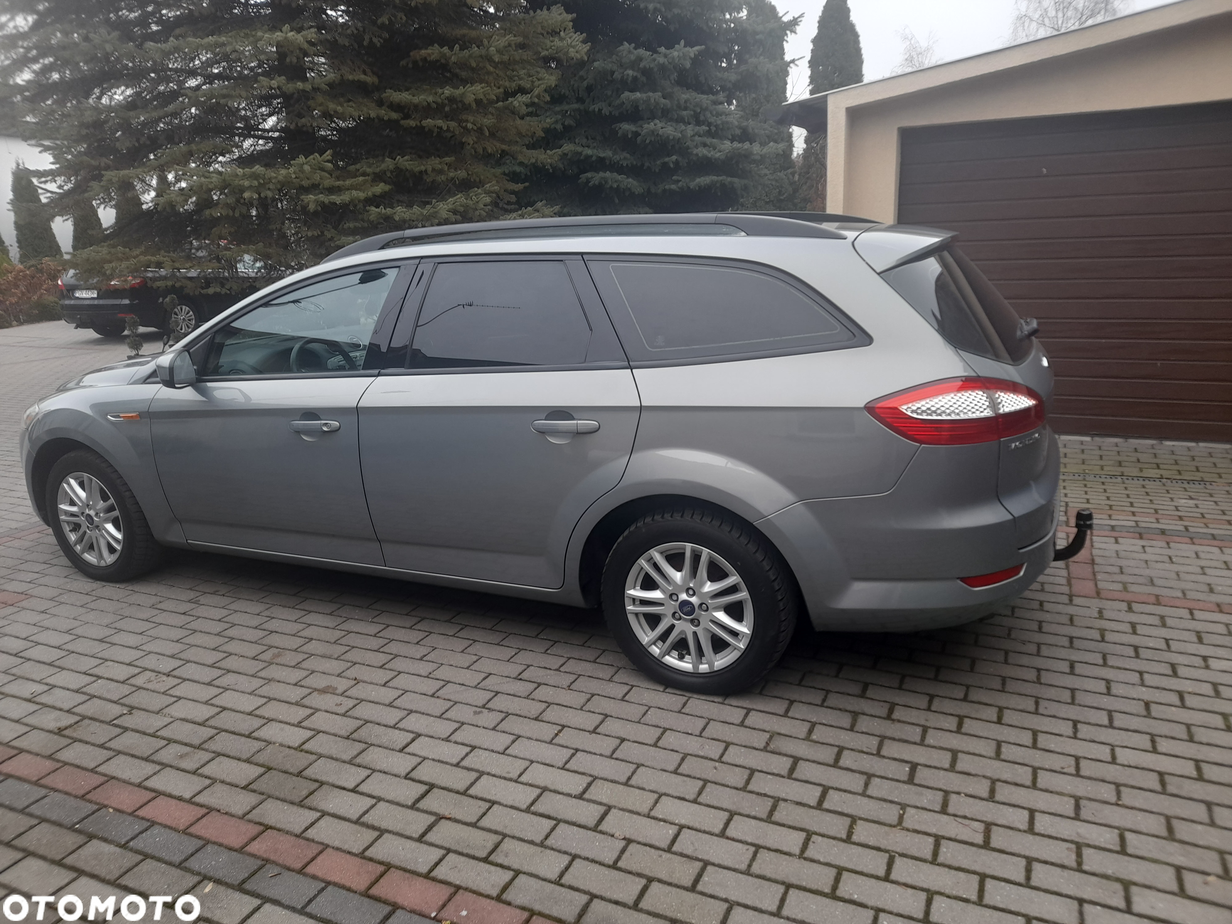 Ford Mondeo 2.0 Trend - 10