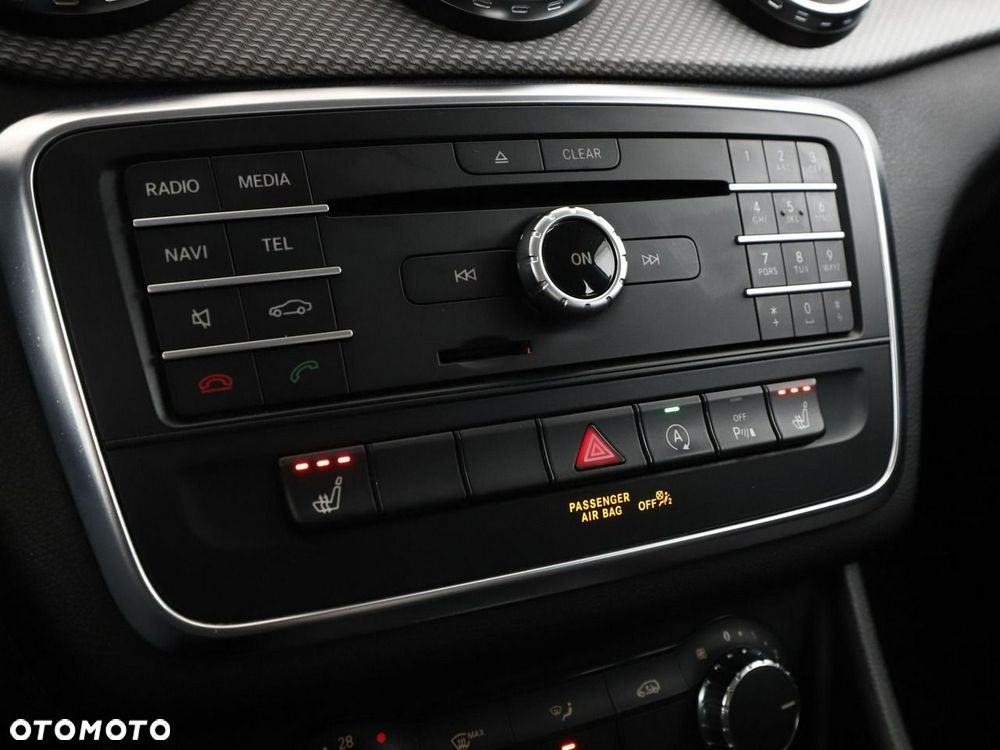 Mercedes-Benz GLA 200 Style - 25