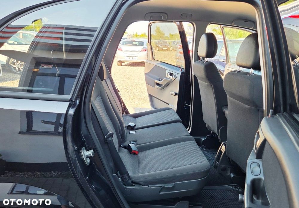 Opel Meriva - 23