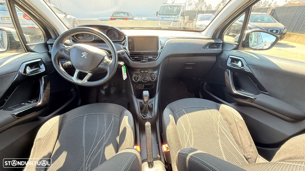 Peugeot 208 1.4 HDi Active - 12