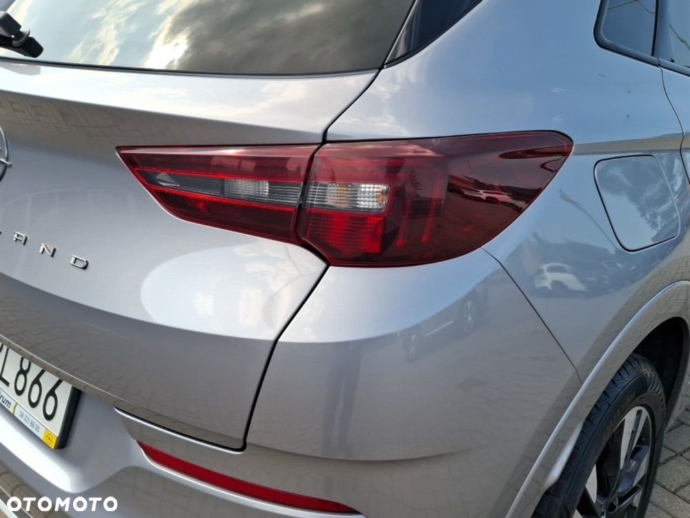 Opel Grandland 1.2 T Business Elegance S&S - 17
