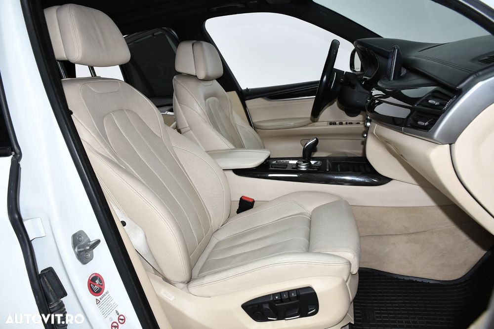 BMW X5 M M50d - 14