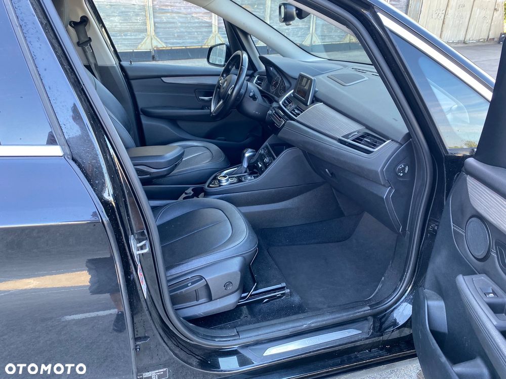 BMW Seria 2 218d xDrive Luxury Line - 23