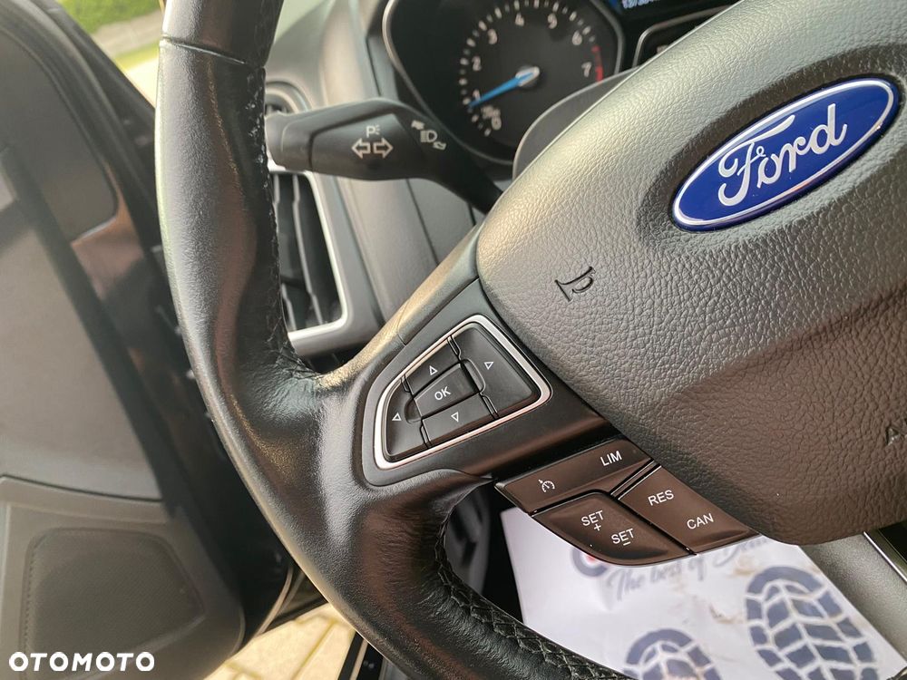 Ford Focus 1.0 EcoBoost Titanium - 17