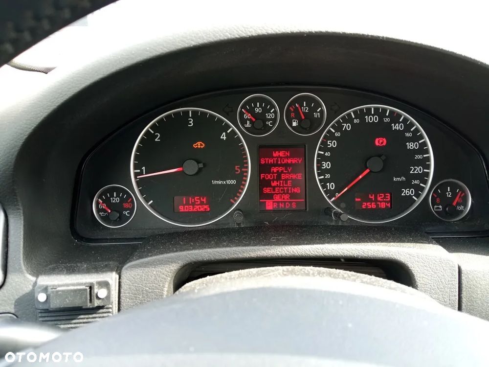 Audi A6 Allroad 2.5 TDI Quattro Tiptr - 20