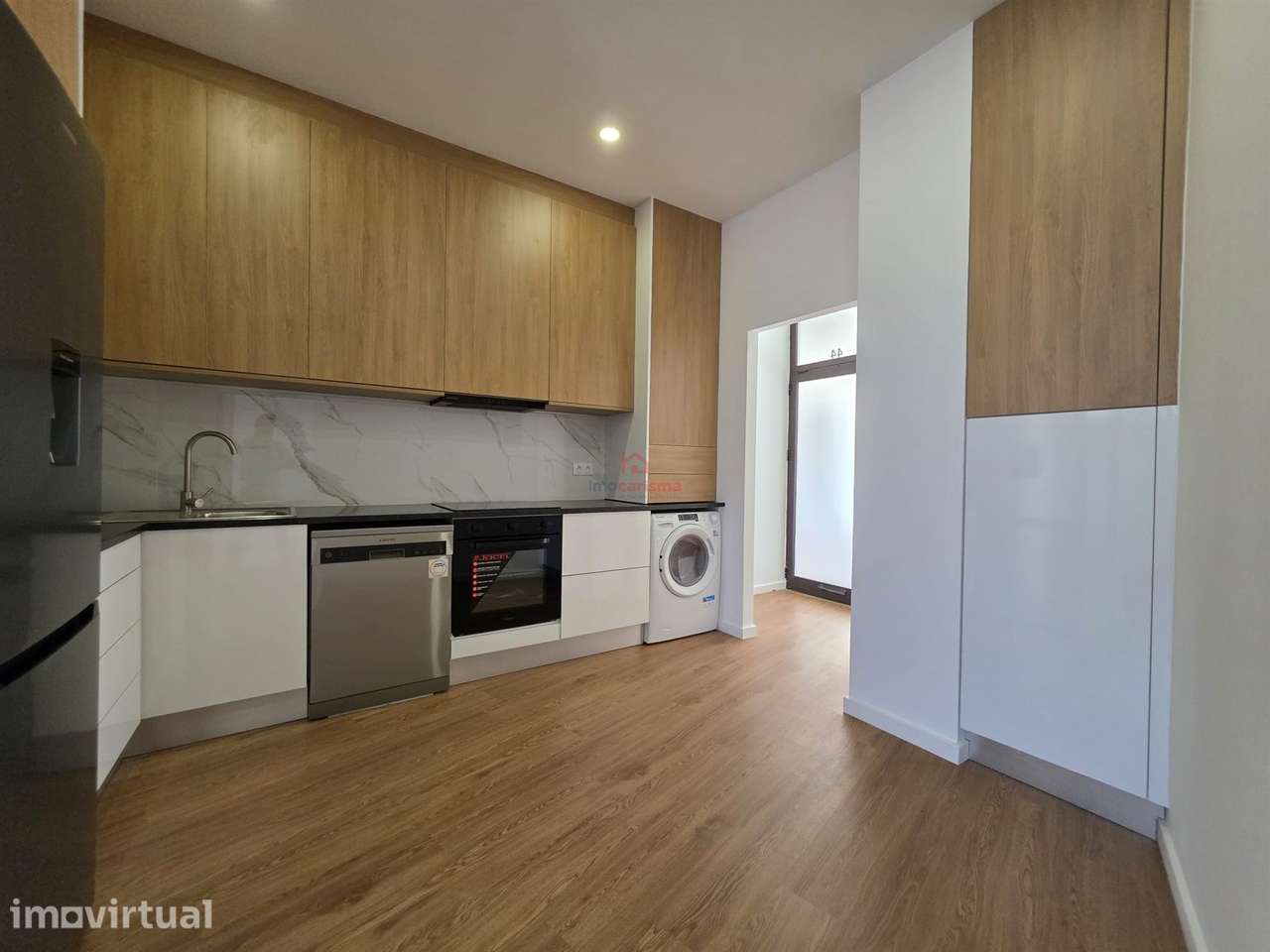 Apartamento T2 Remodelado com terraço em Paredes - Grande imagem: 2/13