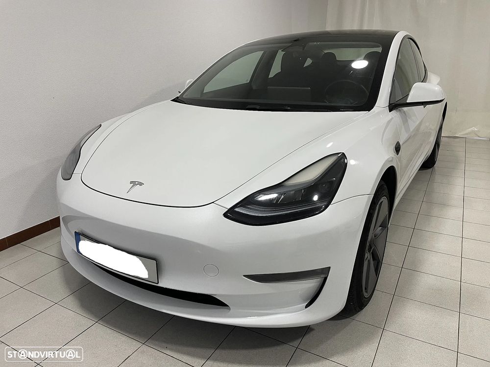 Tesla Model 3 Long Range Tração Traseira - 3