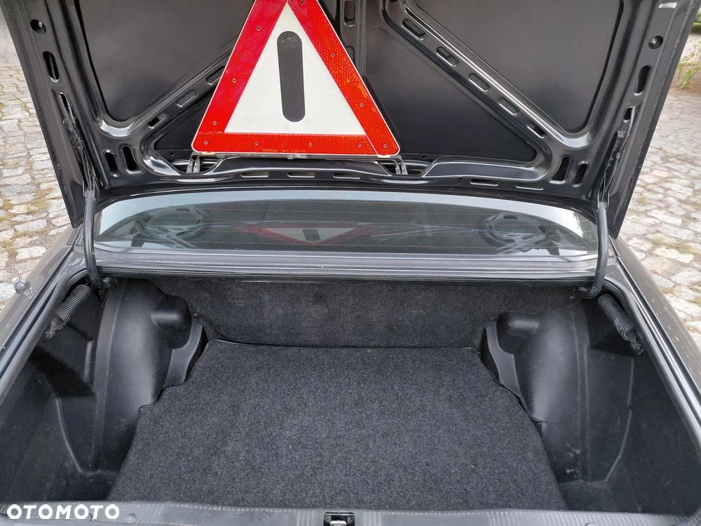 Mercedes-Benz W201 (190) - 15