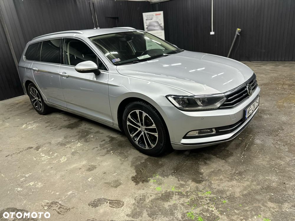 Volkswagen Passat 2.0 TDI SCR Highline - 3