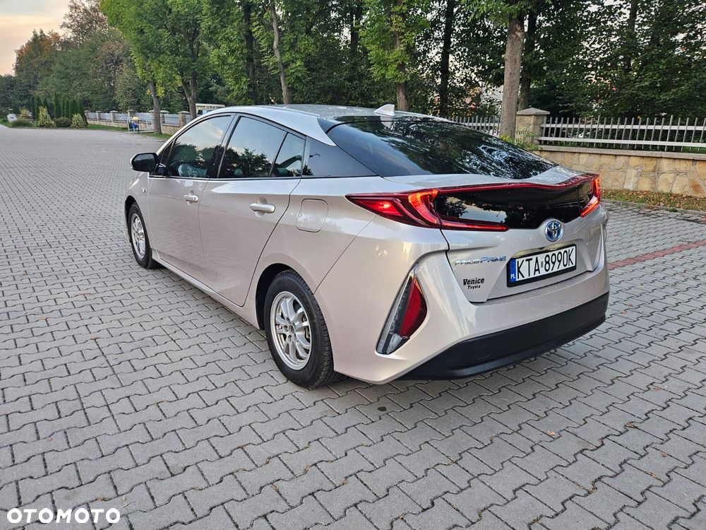 Toyota Prius - 7
