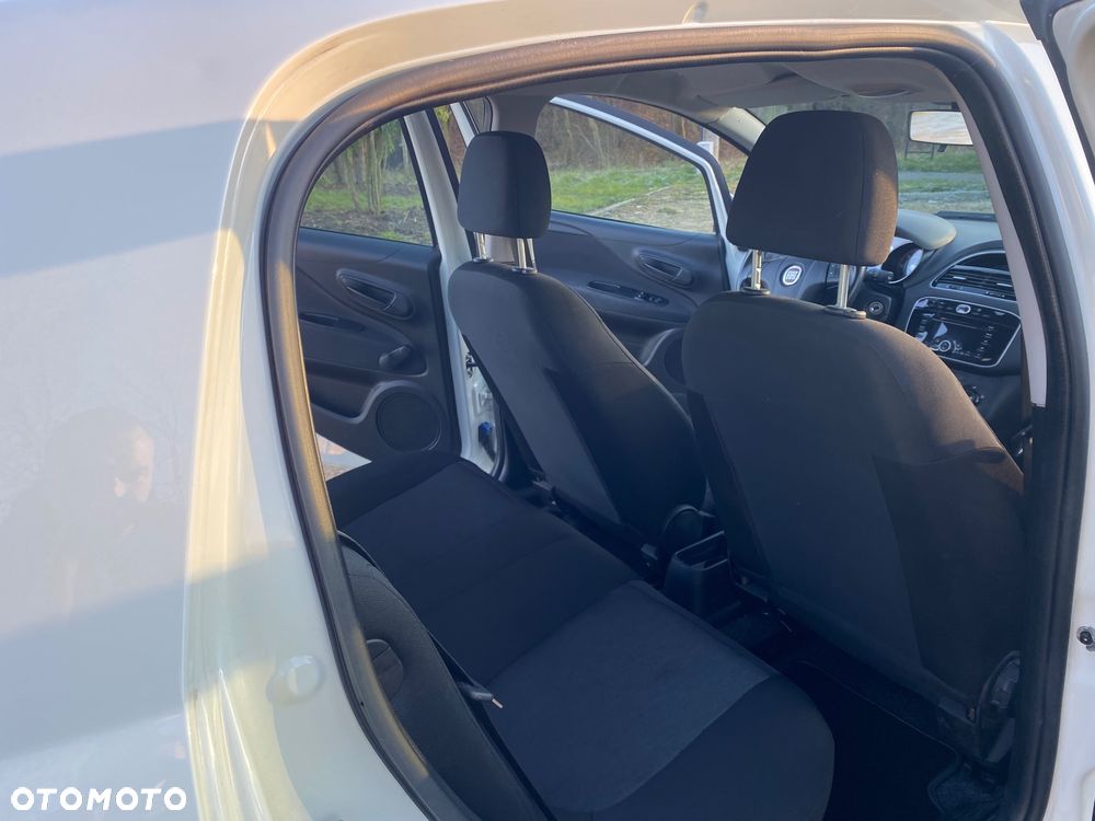 Fiat Punto - 18
