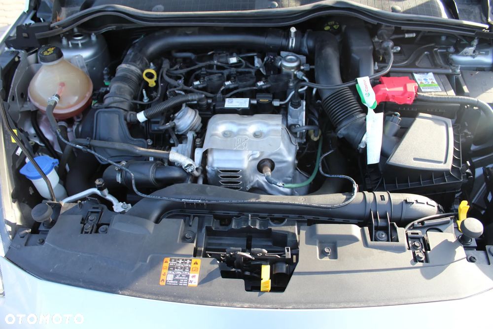 Ford Fiesta 1.0 EcoBoost S&S ST-LINE - 29
