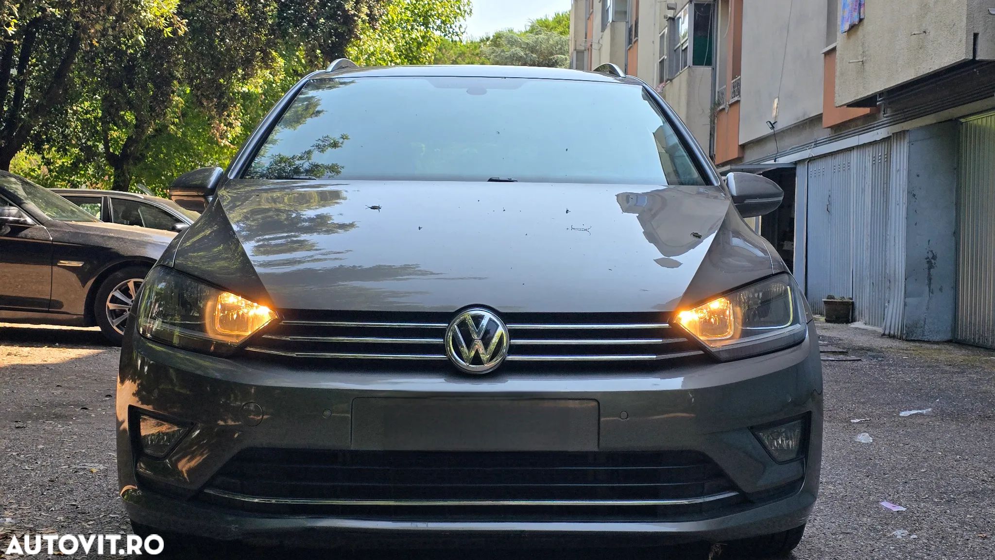 Volkswagen Golf Sportsvan 1.6 TDI BlueMotion Comfortline - 1