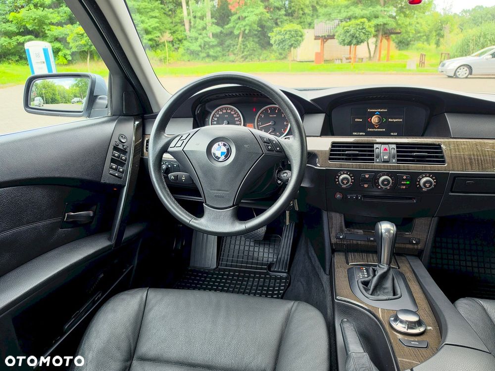 BMW Seria 5 - 25