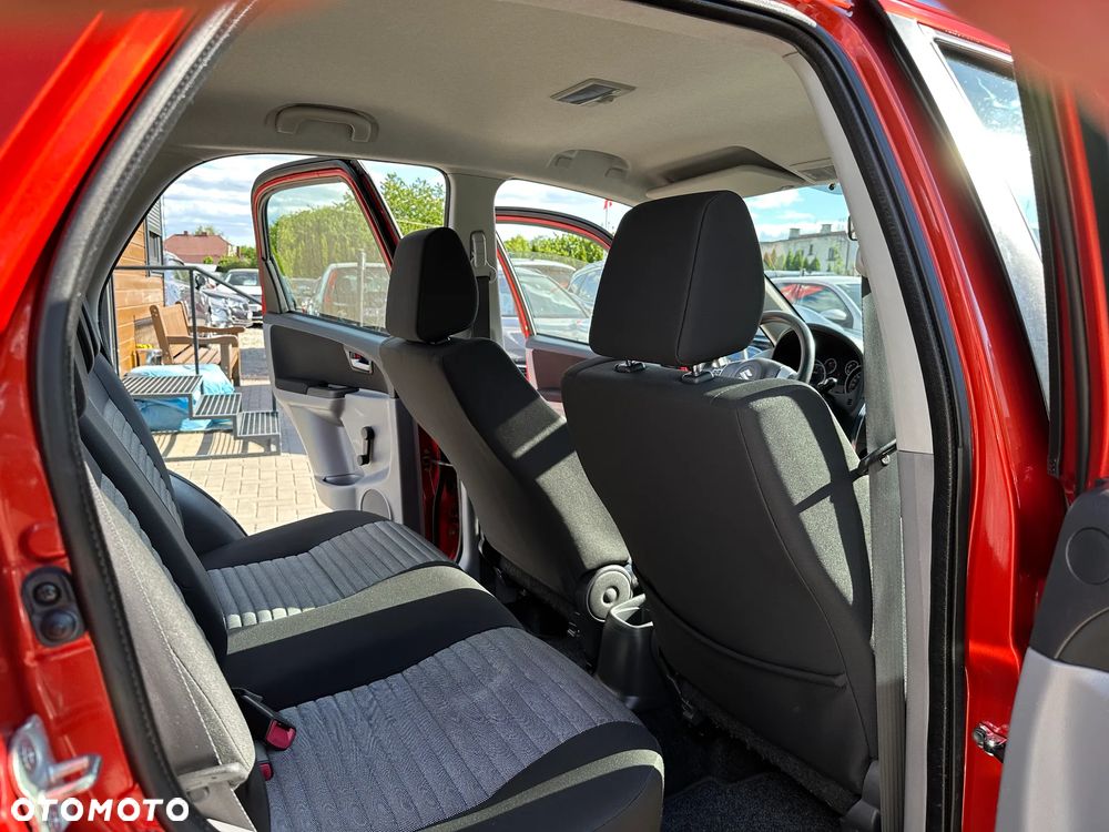 Suzuki SX4 - 23