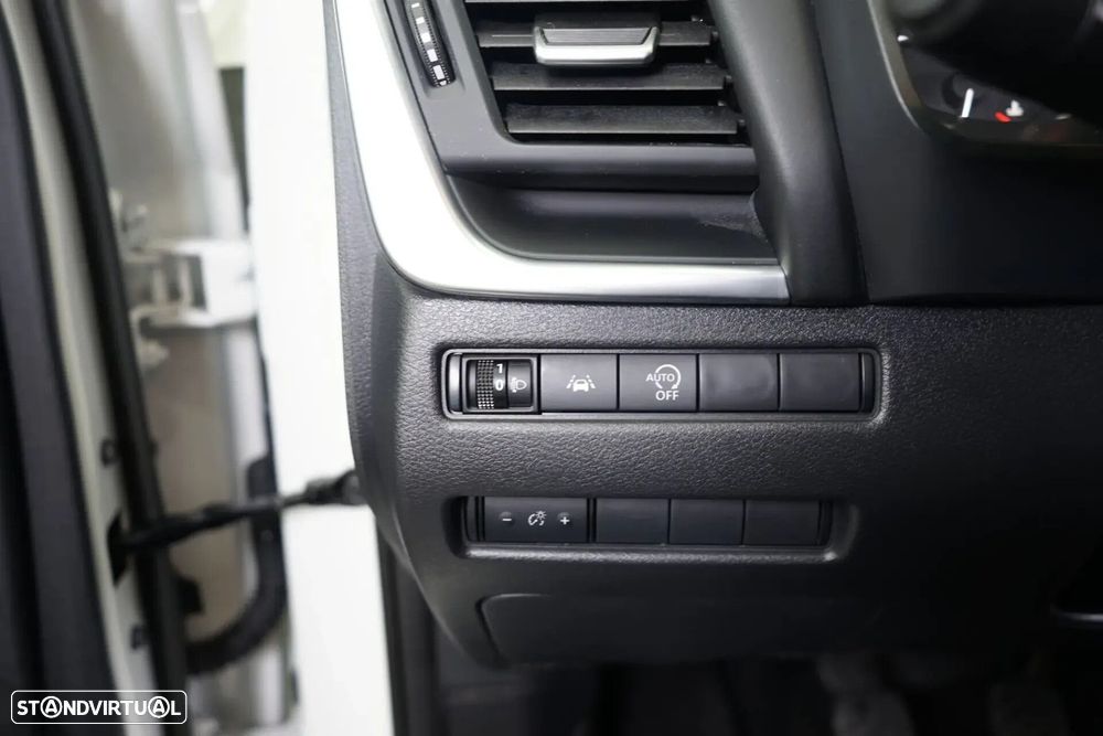Nissan Qashqai - 25