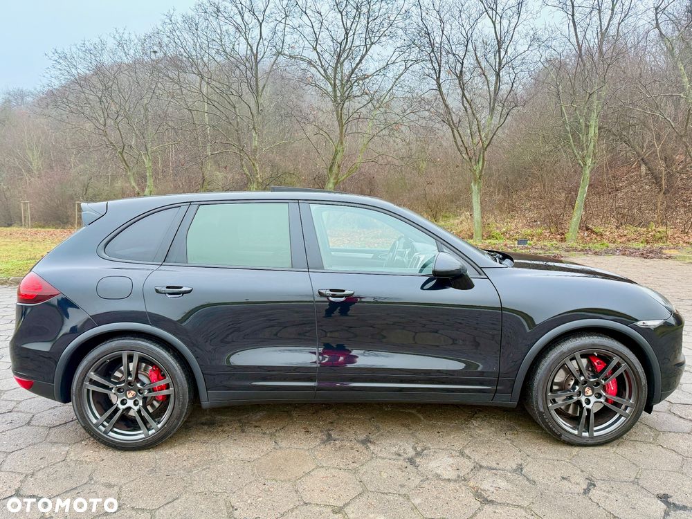 Porsche Cayenne Turbo Tiptronic S - 3