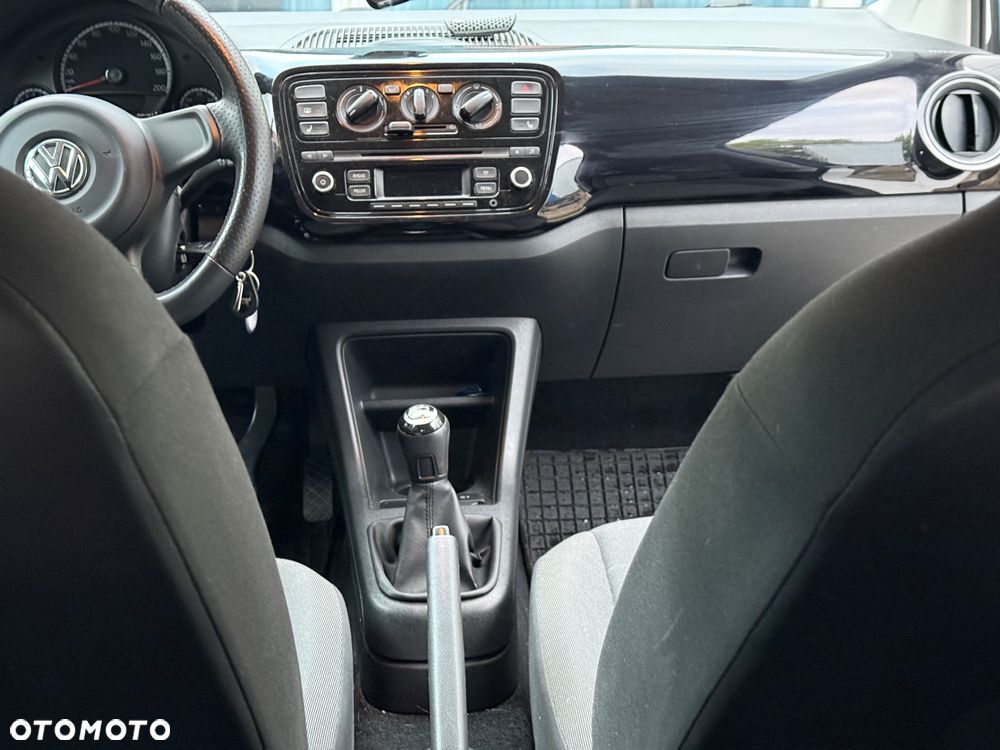 Volkswagen up! - 13