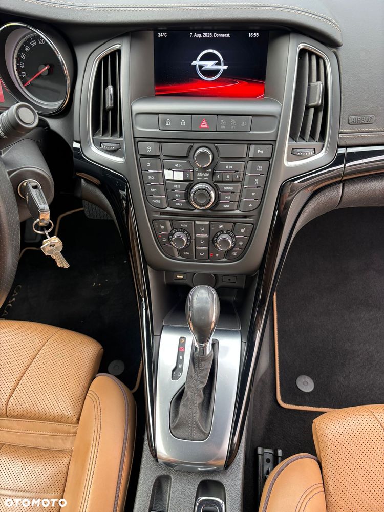 Opel Cascada 1.6 T Cosmo - 11