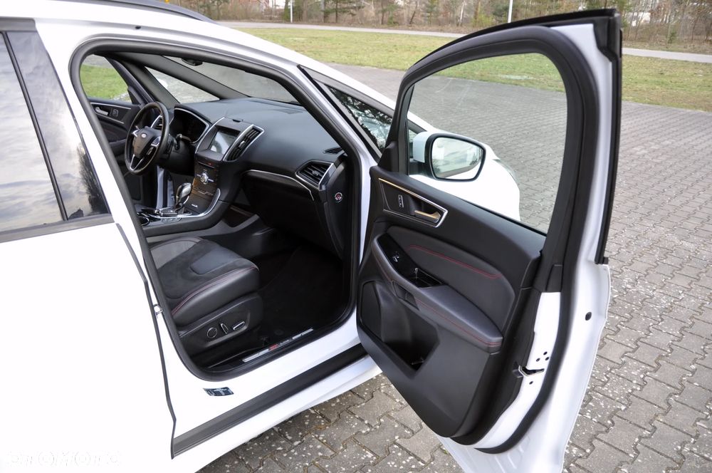 Ford S-Max 2.0 TDCi ST-Line PowerShift - 22