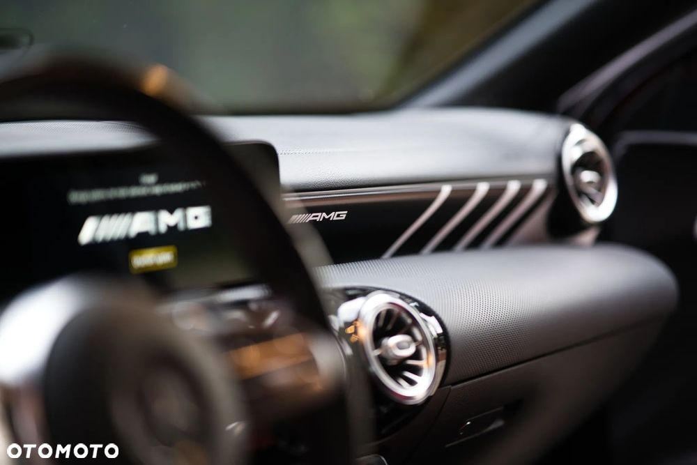 Mercedes-Benz Klasa A 35 AMG 4-Matic 7G-DCT - 18