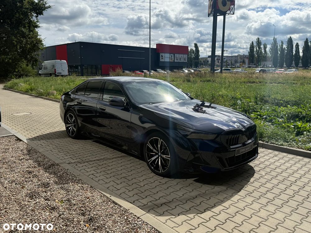 BMW Seria 5 520d xDrive mHEV - 5
