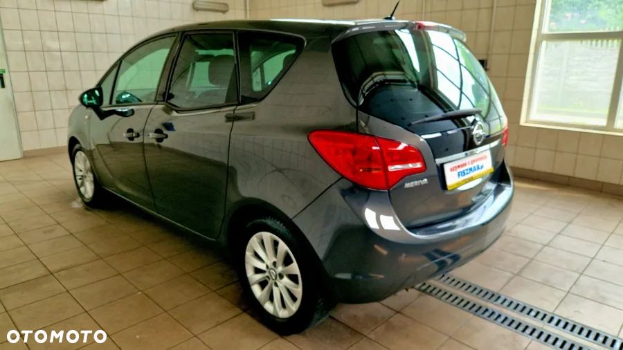 Opel Meriva 1.4 T Cosmo S&S - 3