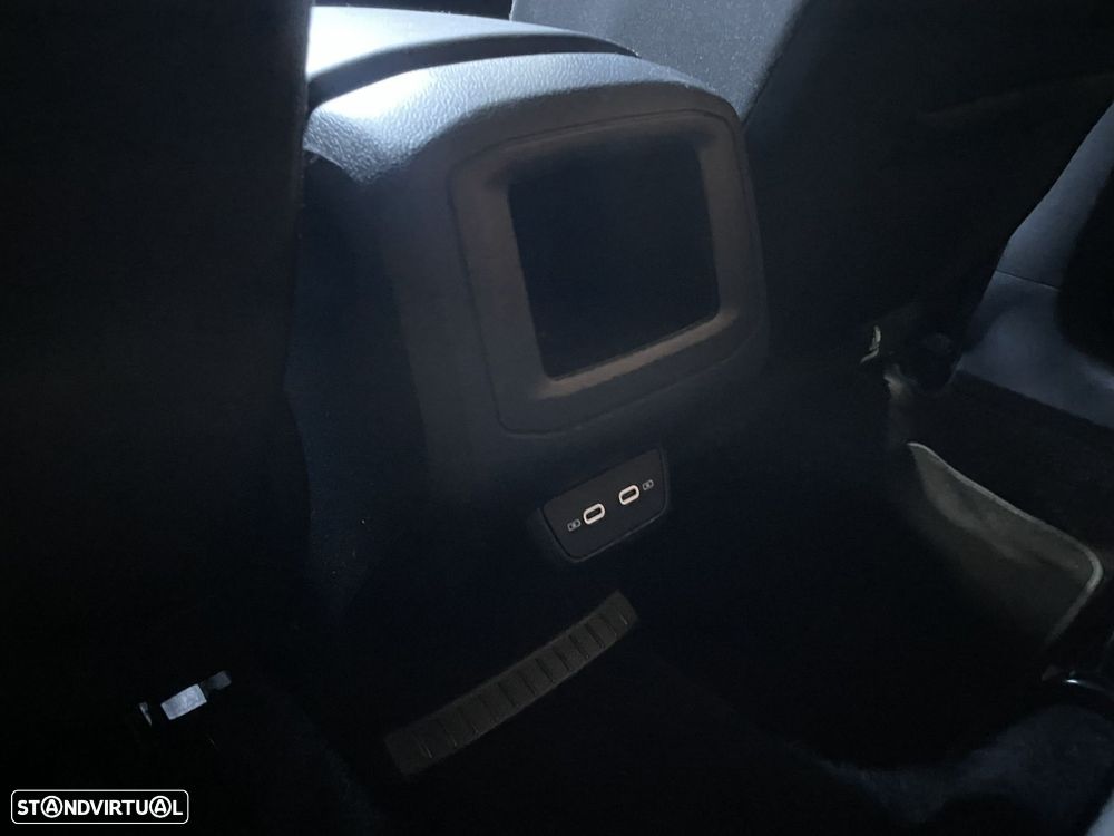 VW T-Cross 1.0 TSI Urban DSG - 46