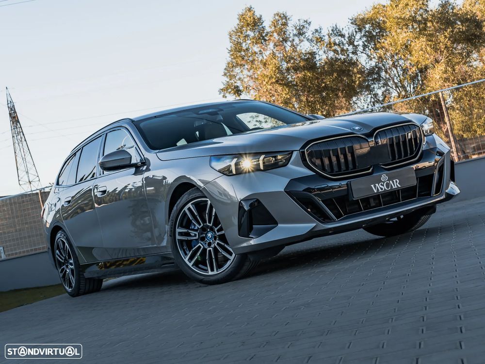 BMW i5 Touring eDrive40 - 51