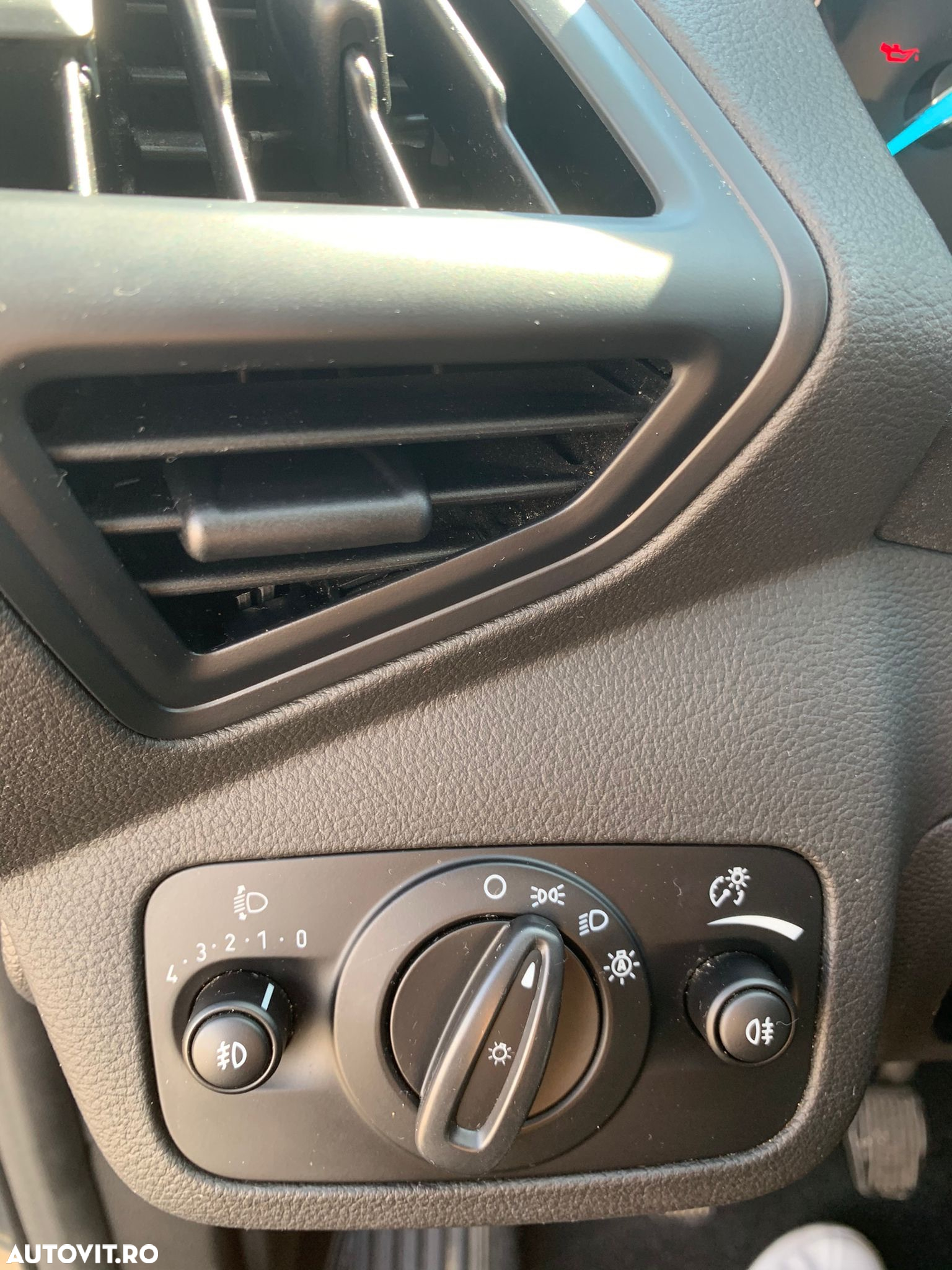 Ford Kuga 1.5 EcoBoost 2x4 Individual - 17