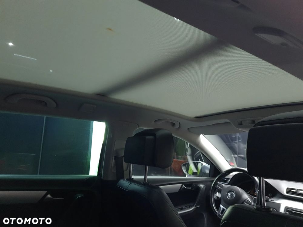 Volkswagen Passat Alltrack - 11