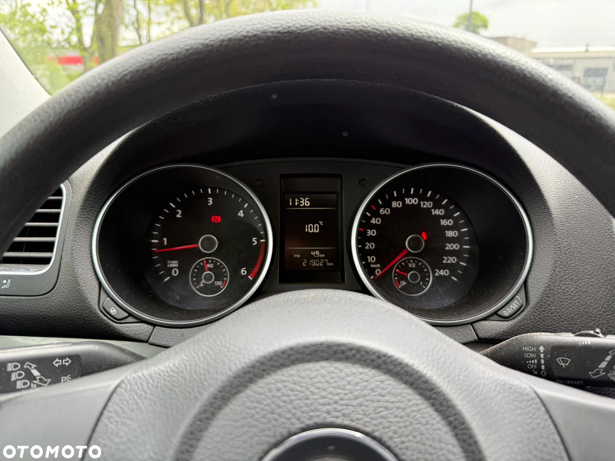 Volkswagen Golf - 14