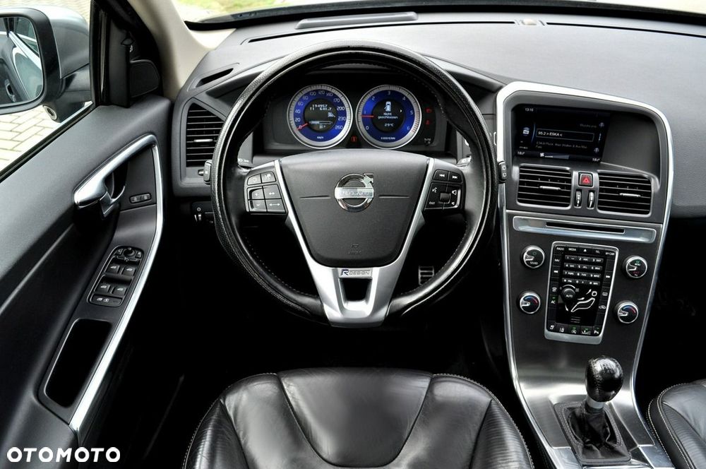 Volvo XC 60 D4 R-Design Summum - 31