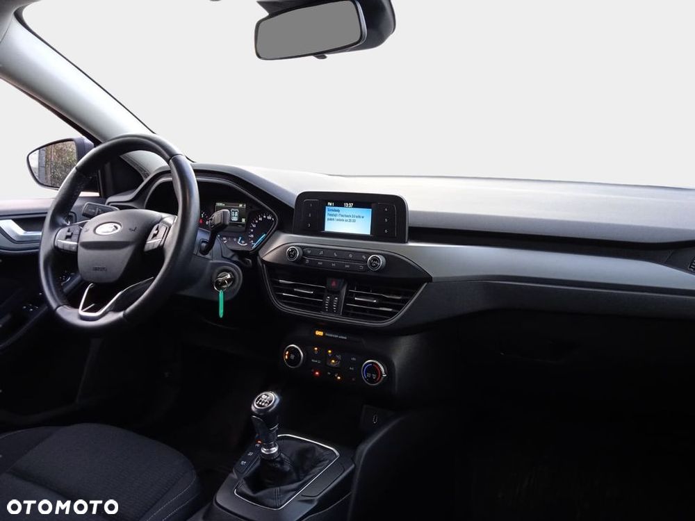Ford Focus - 28