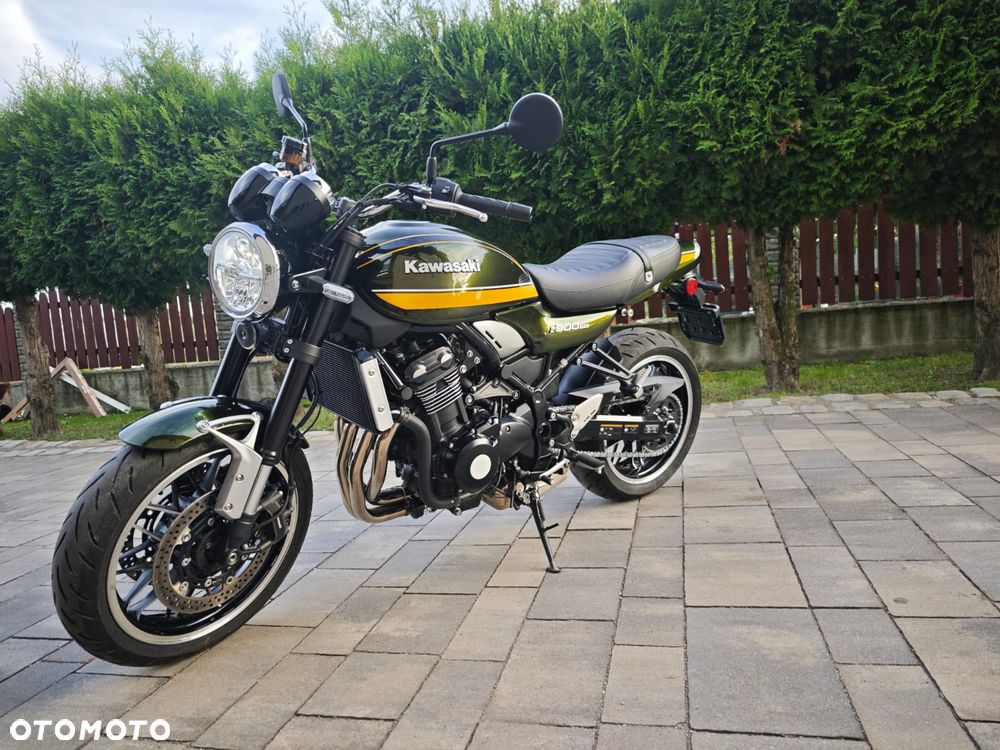 Kawasaki Z 900 RS - 1