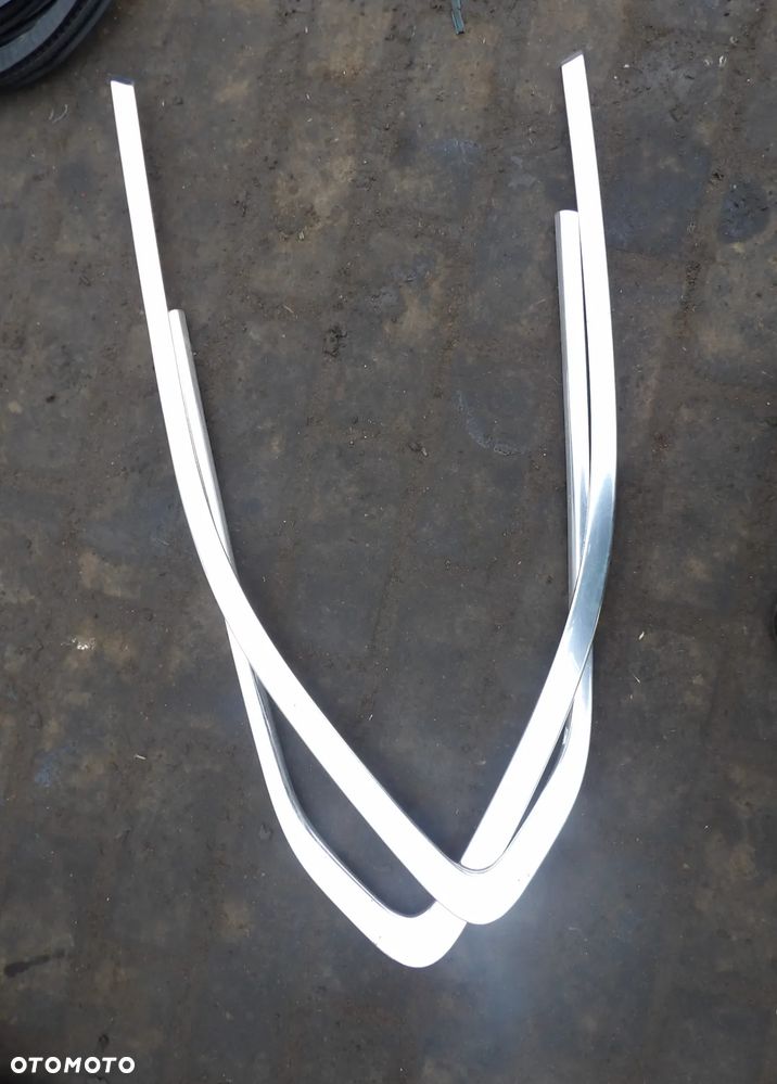 BMW - G31,G30 - LISTWA SZYBY - CHROM - PRAWA/LEWA - TYŁ - CENA ZA 1 SZT - 7337009  7337010 - 1