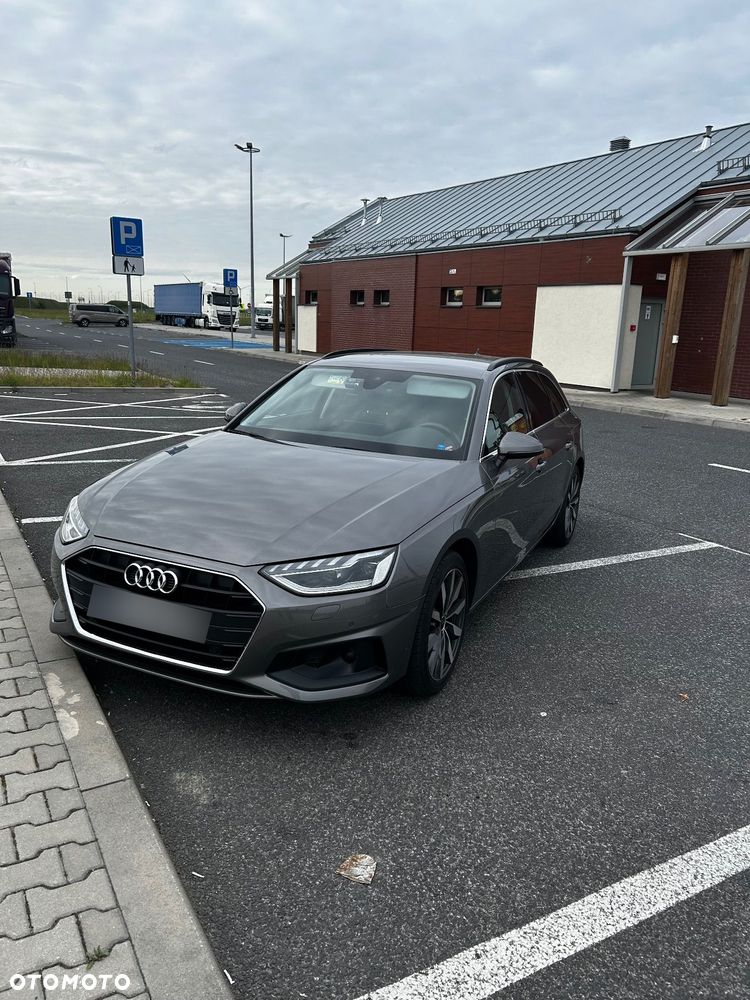 Audi A4 Avant - 4