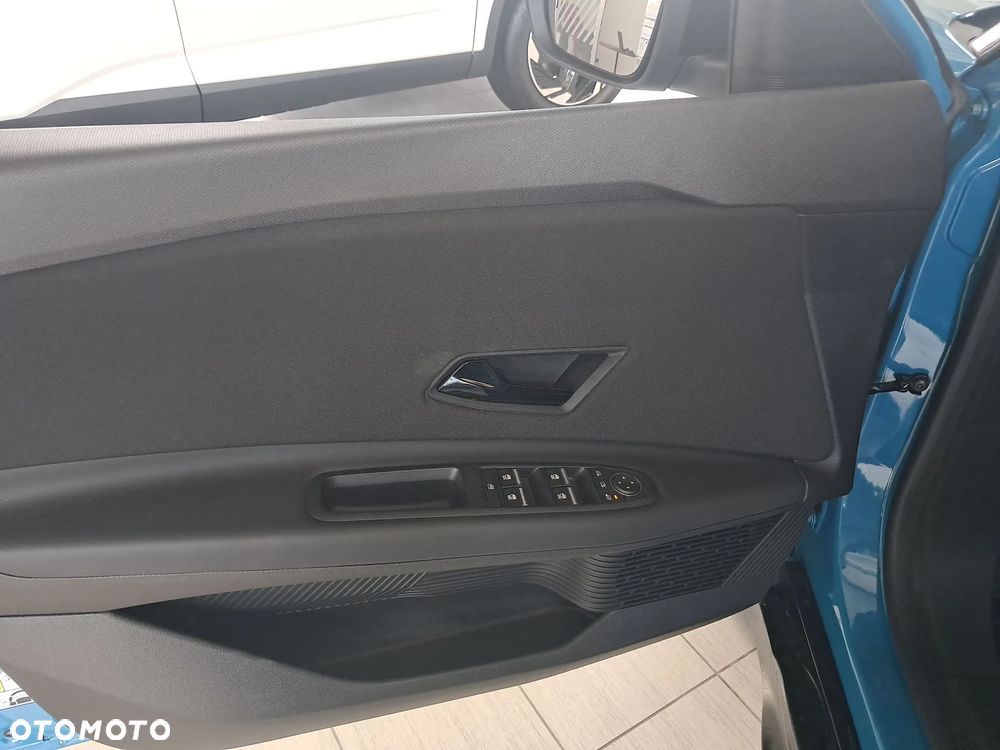 Nissan Micra - 10