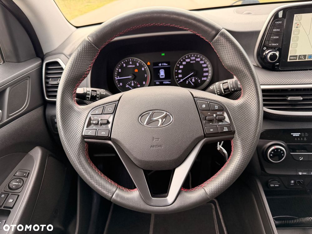 Hyundai Tucson 1.6 Turbo 2WD Navi - 16