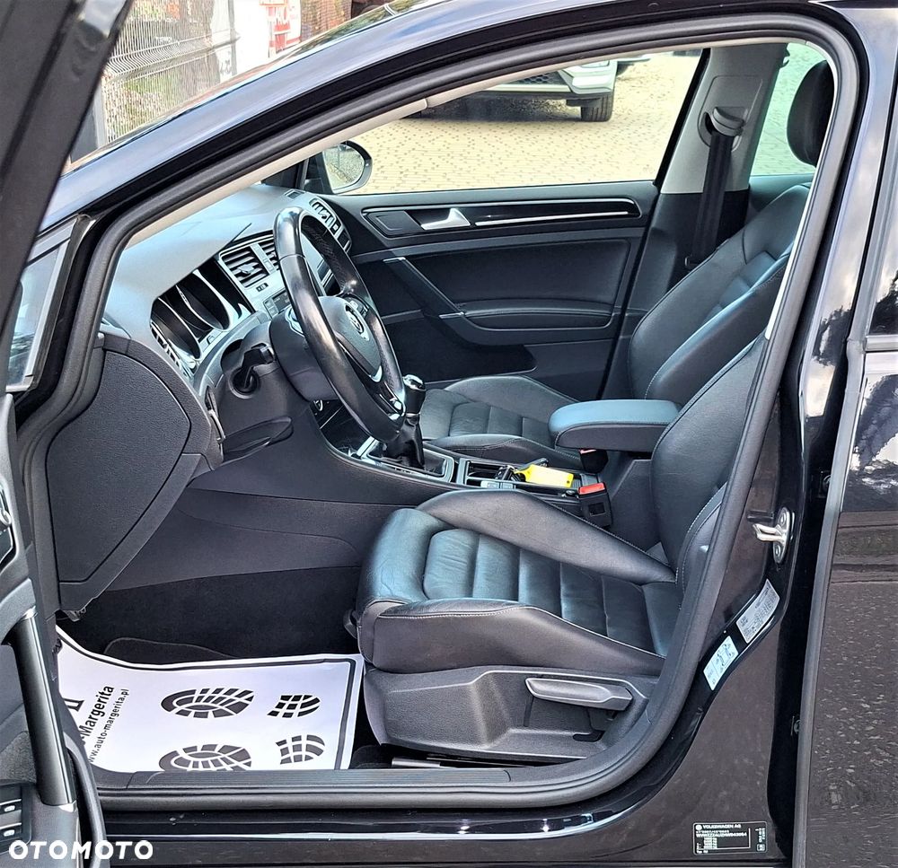 Volkswagen Golf 2.0 BlueTDI Highline - 16